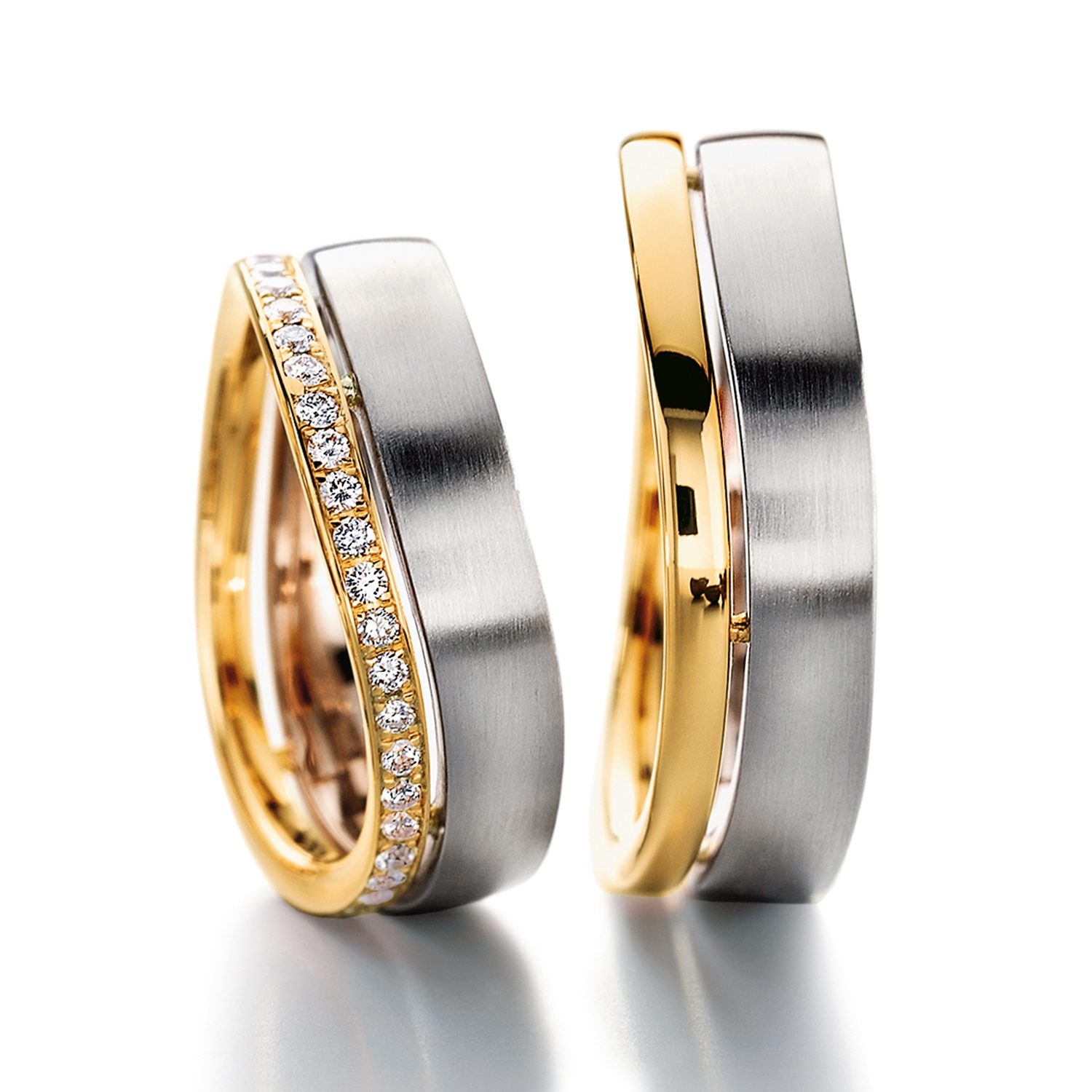 Diamond rings in gold, platinum and palladium with diamonds Furrer Jacot