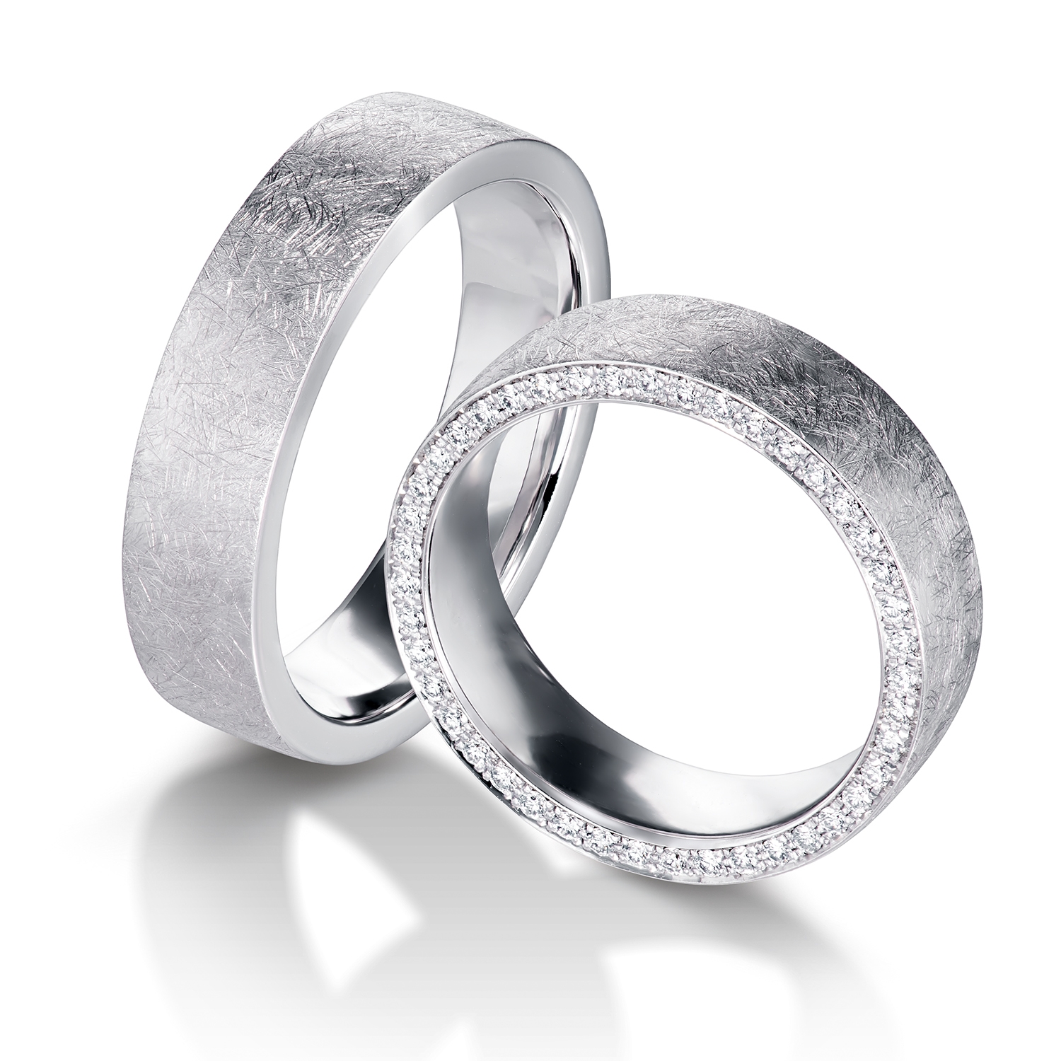 Diamond rings in gold, platinum and palladium with diamonds Furrer Jacot