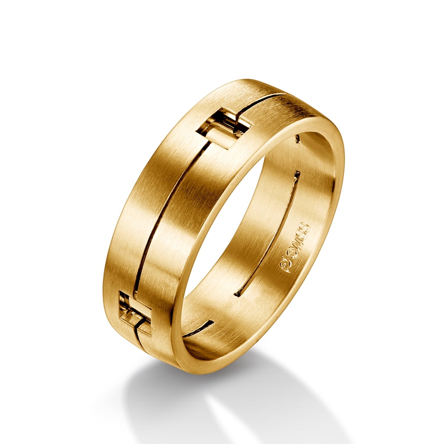 Man's world wedding rings in yellow gold