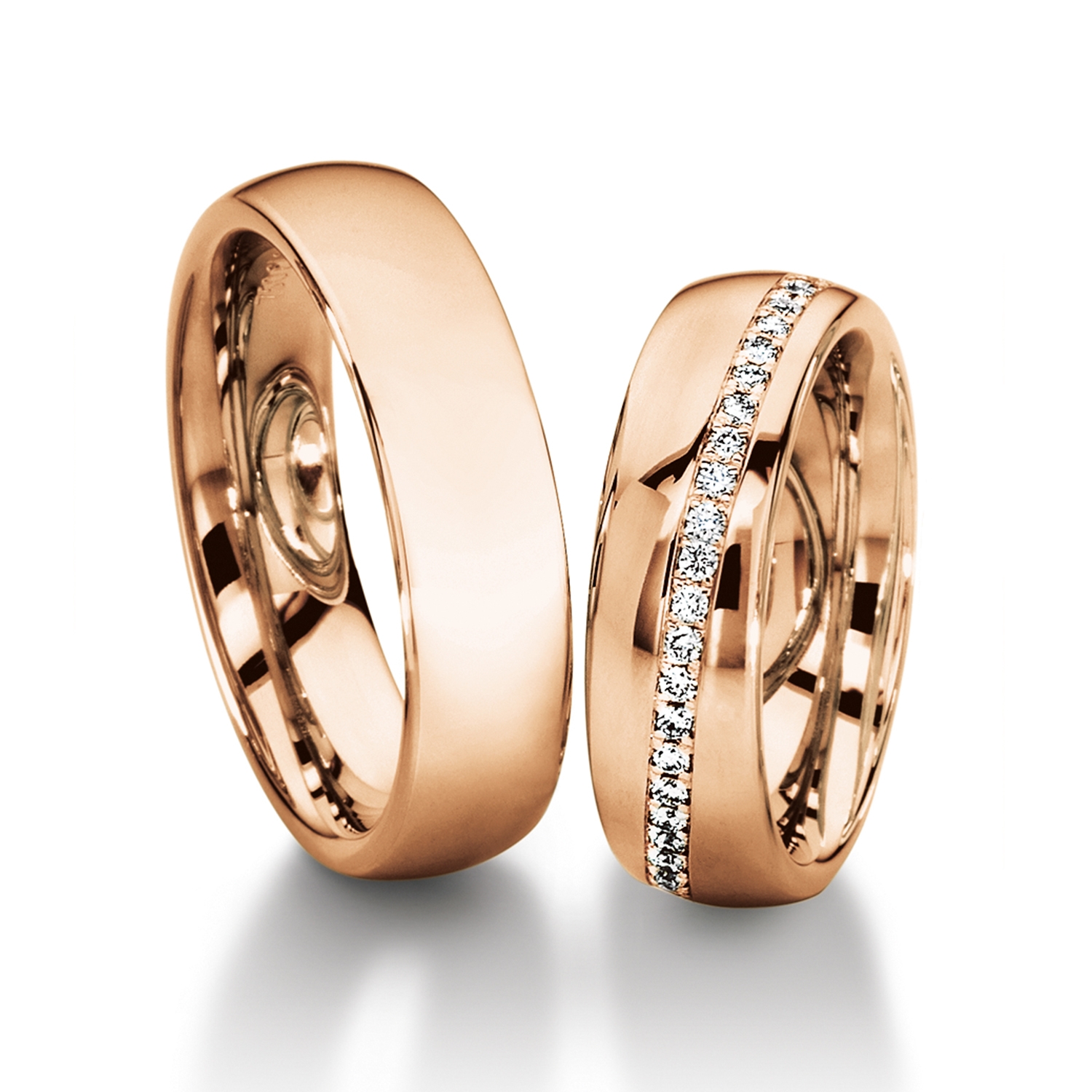 rings in gold, platinum, palladium and carbon with diamonds