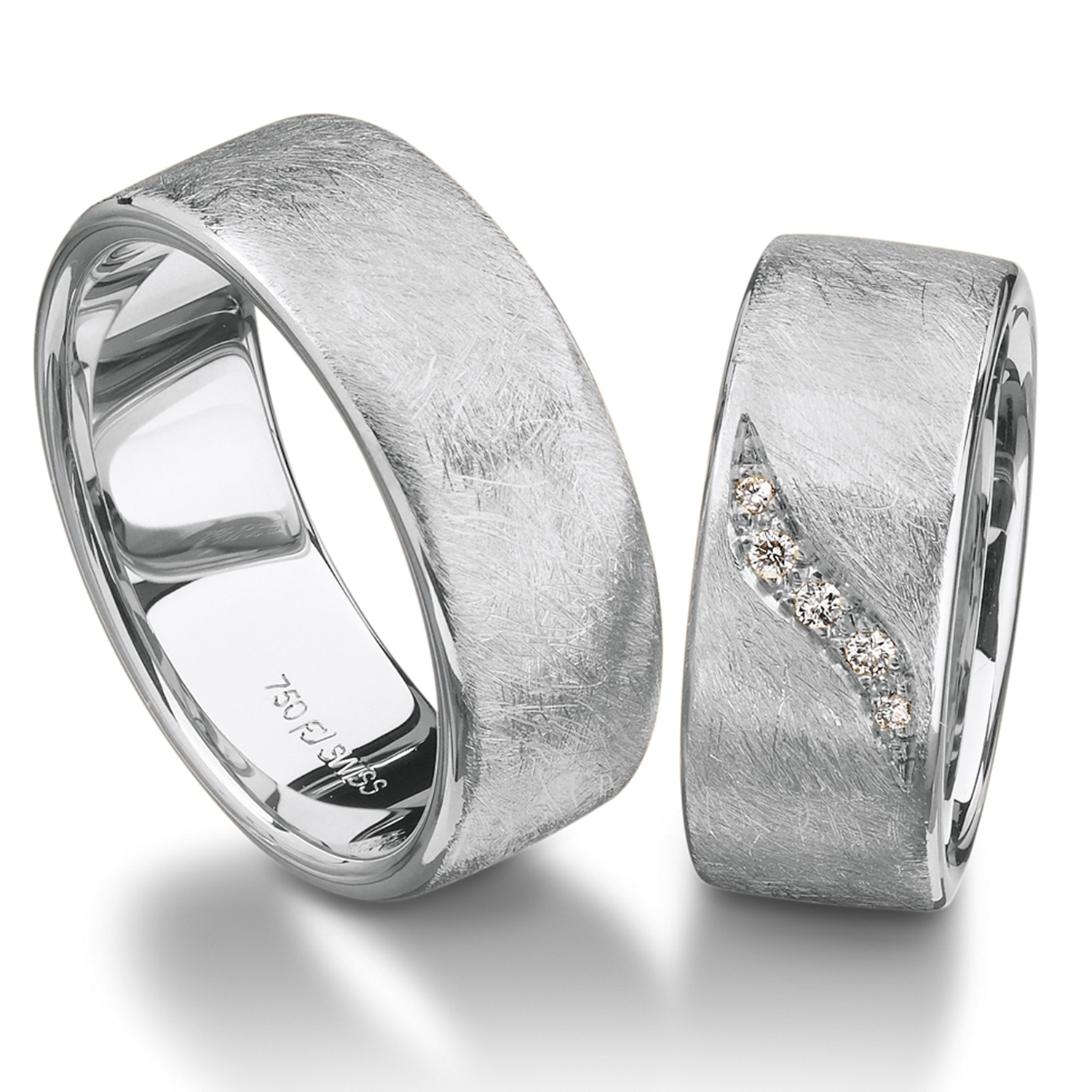 wedding rings in white gold