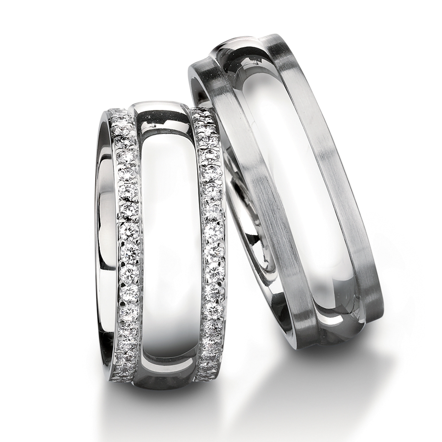 Diamond rings in gold, platinum and palladium with diamonds Furrer Jacot