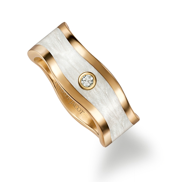 White rings in gold, platinum and palladium Furrer Jacot with diamonds
