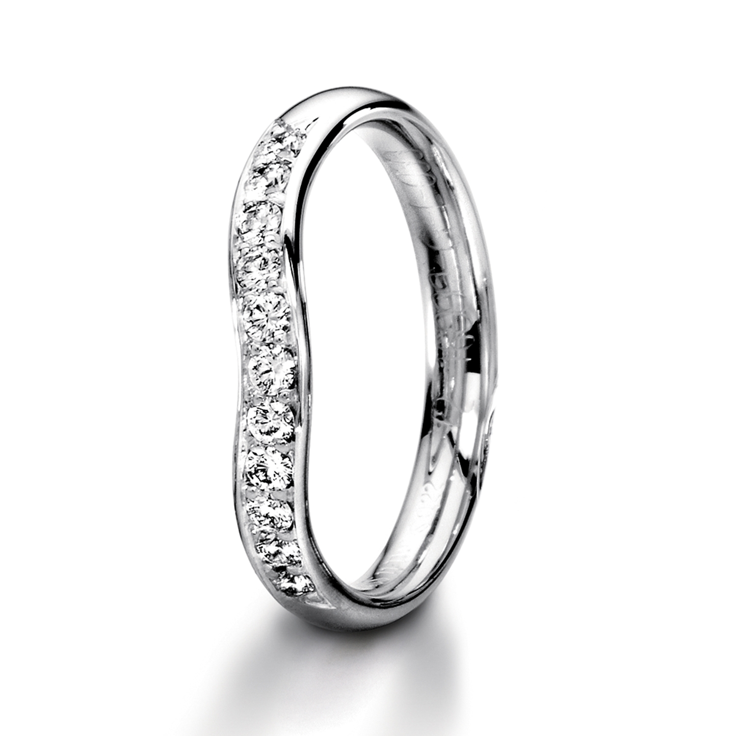 Diamond rings in gold, platinum and palladium with diamonds Furrer Jacot