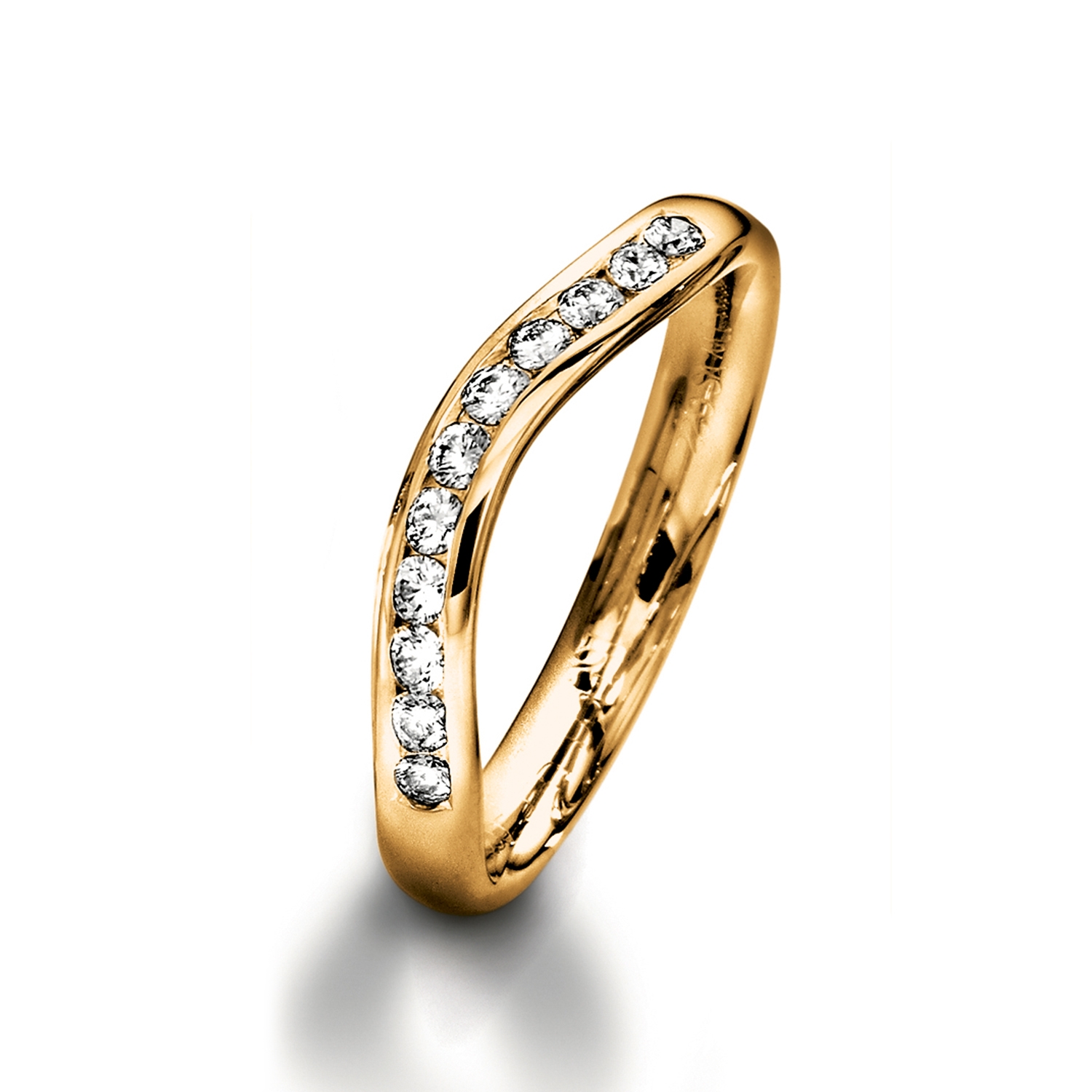 wedding bands, rings with diamonds in gold and platinum