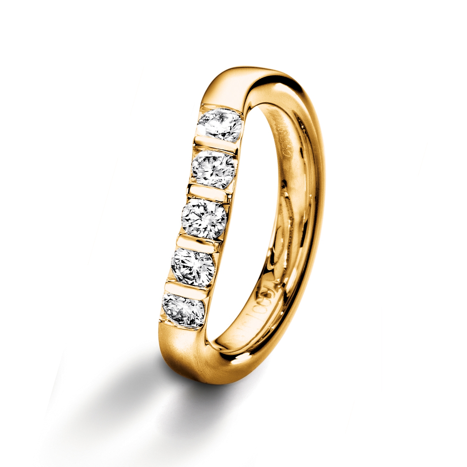 wedding bands, rings with diamonds in gold and platinum